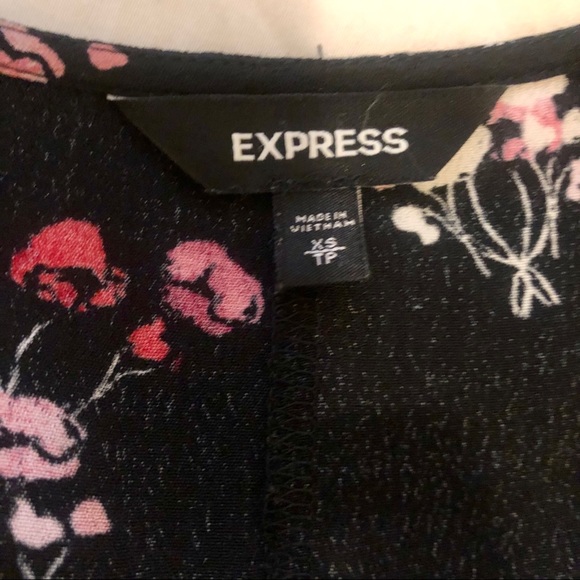 Express Dress - Picture 4 of 4